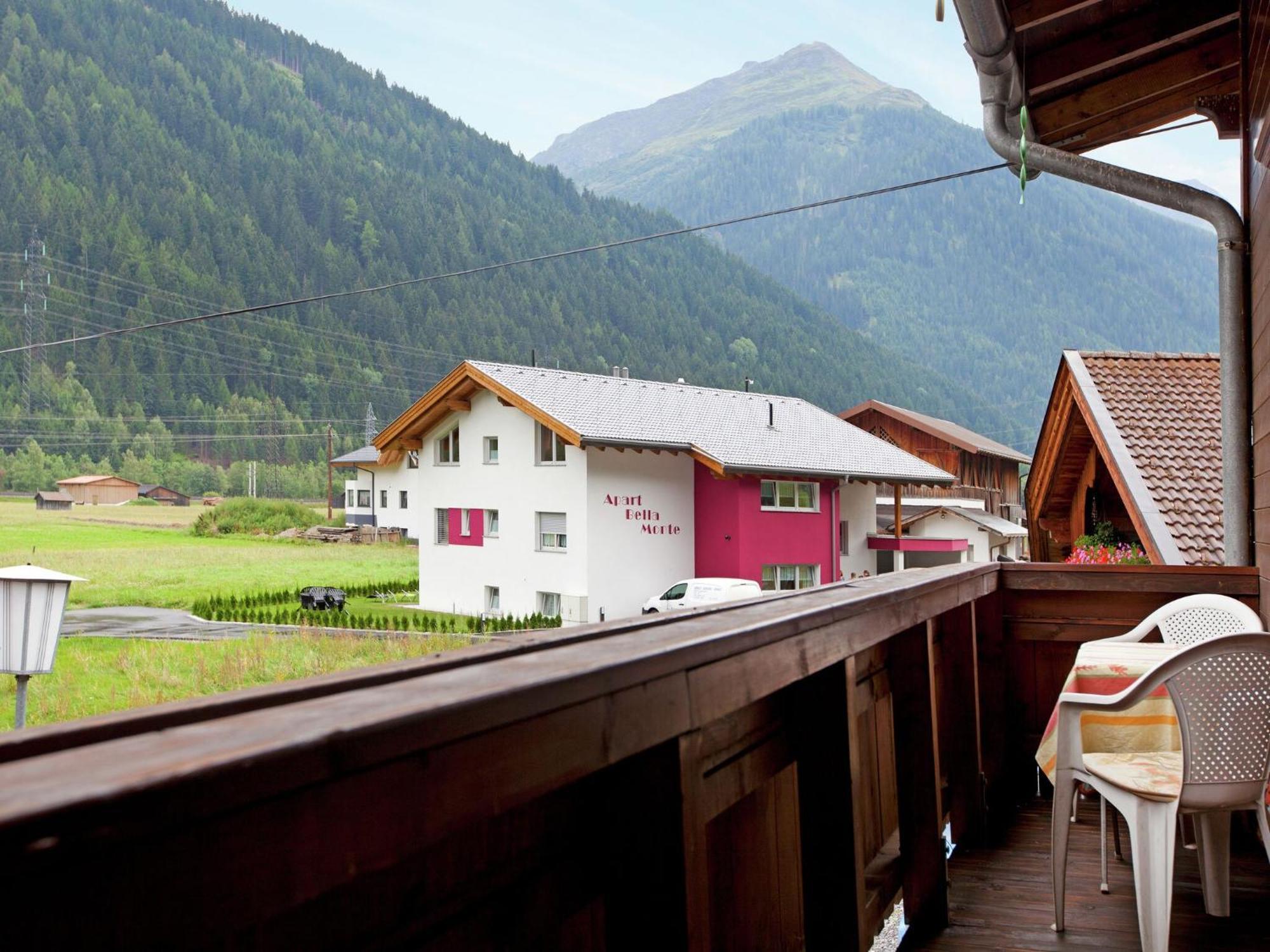 Apartment Near The Arlberg Ski Area Pettneu am Arlberg Exterior foto
